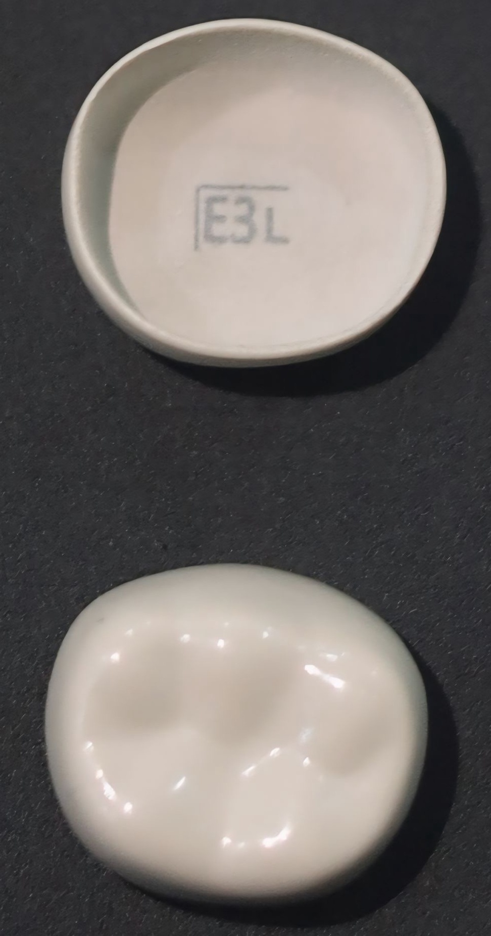 BioFLX crowns (Kids-e-Dental LLP, Mumbai, India).